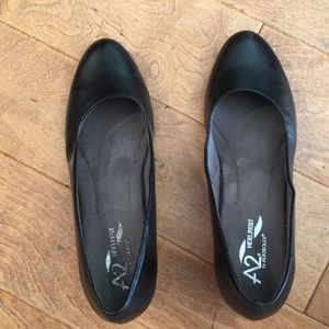 A2 by Aerosoles Women’s Red Wood Classic Heels